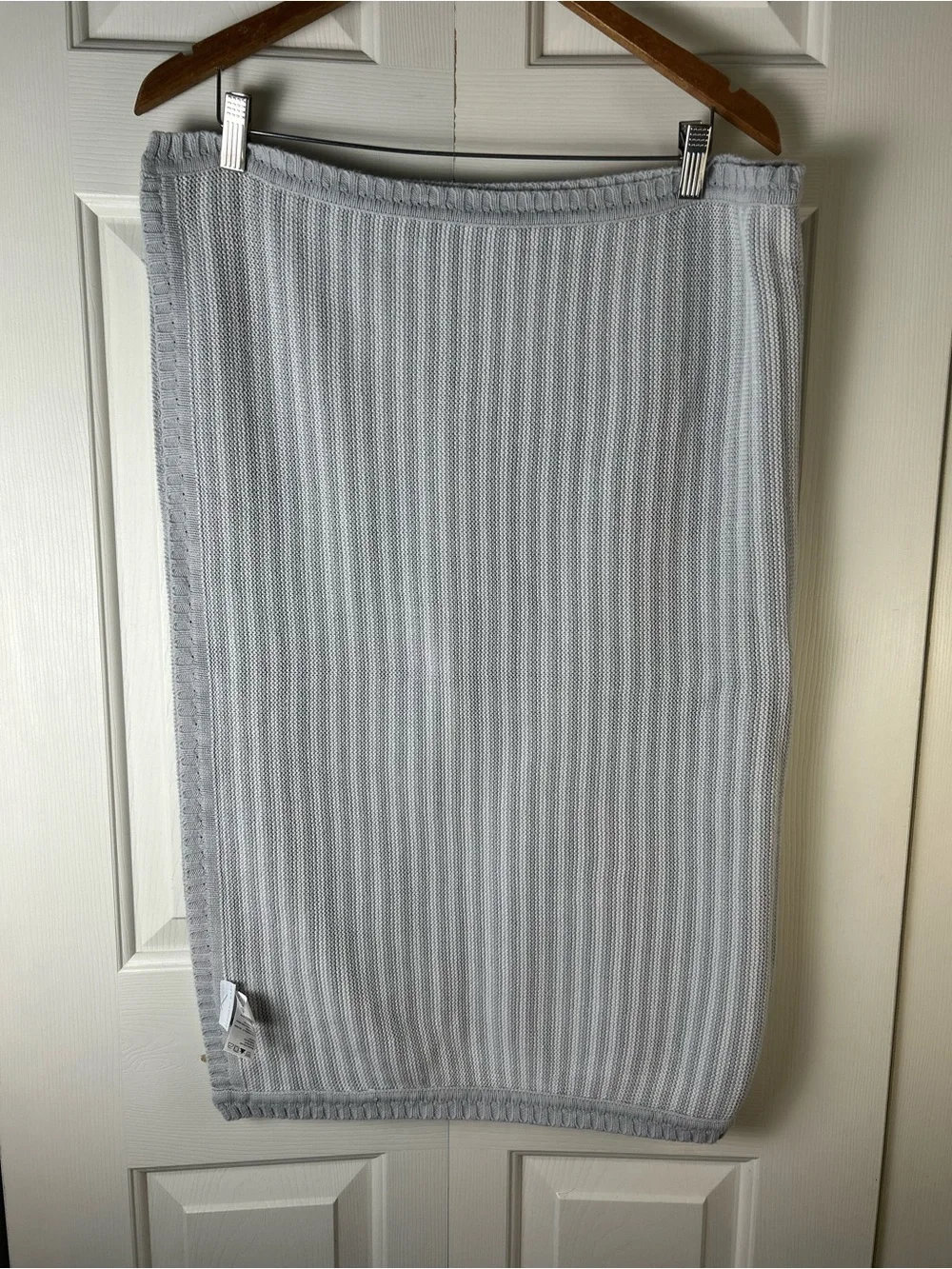 Elegant Baby Gray White Stripes Blanket Sweater Knit Cotton Style 89416